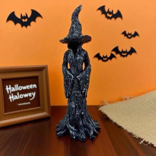 Shadow Witch Statue - The Silent Guardian