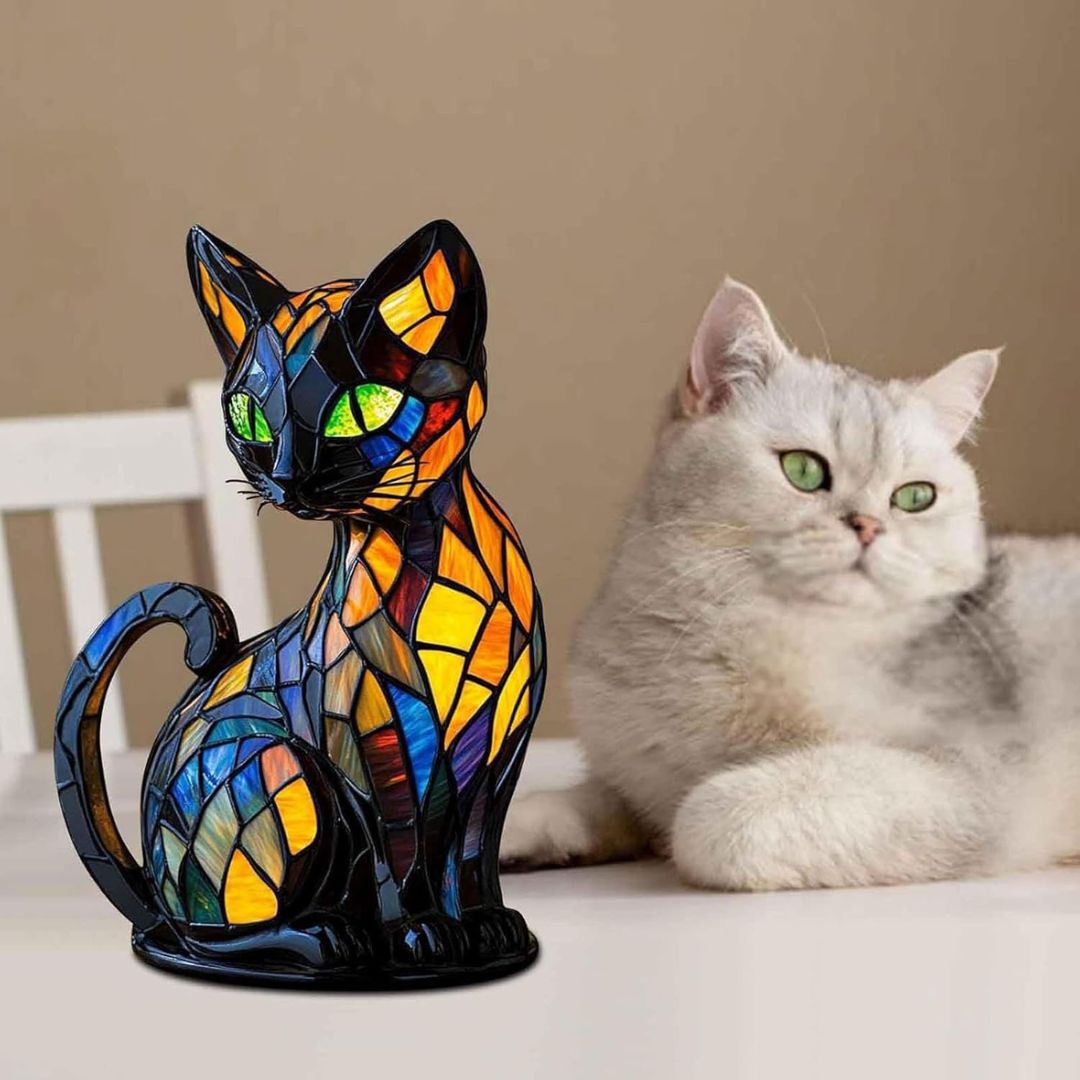 Light-up cat lamp