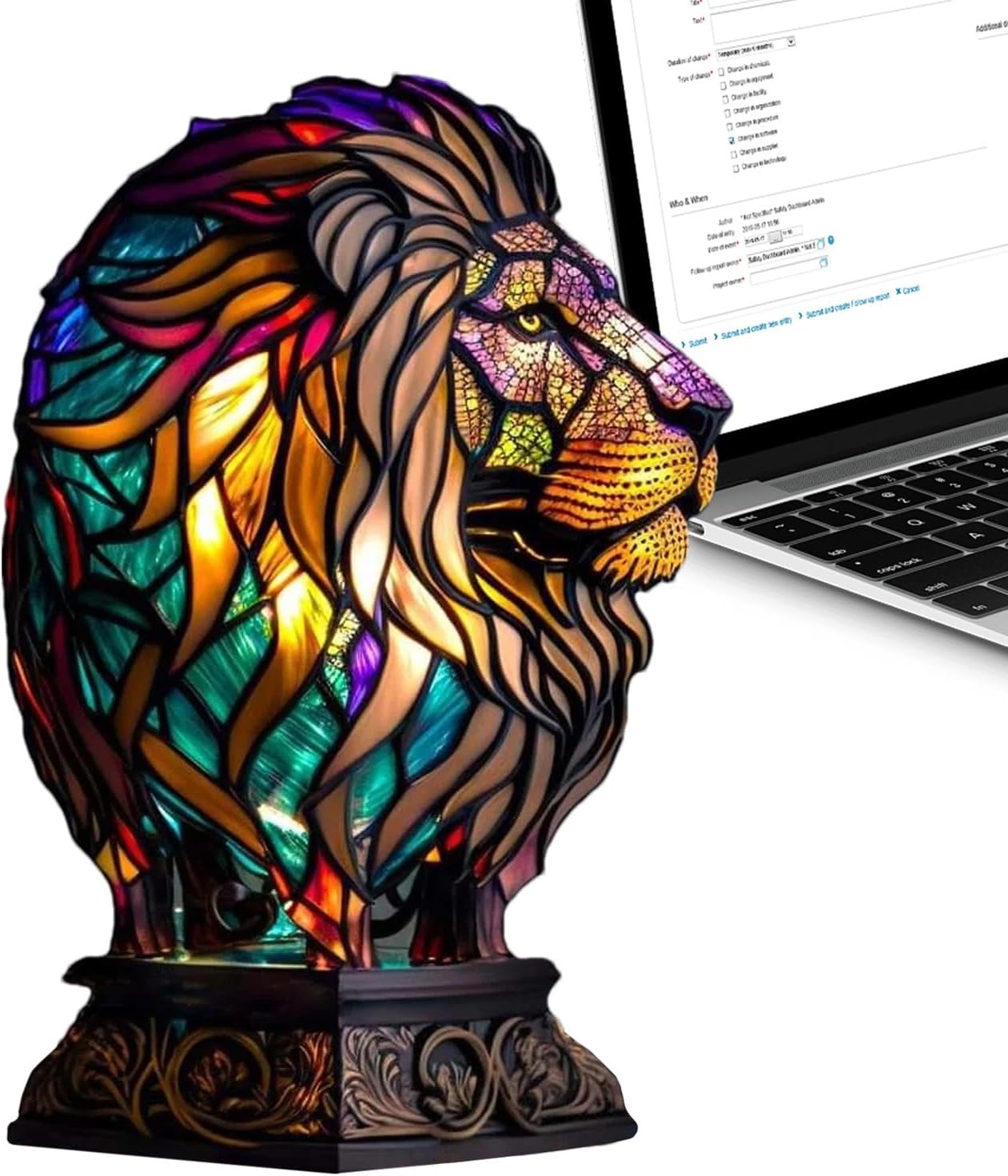 Illuminated lion lamp